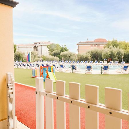 Giardino Dei Colori 111 Residence Pool&Fitness Toscolano Maderno Ngoại thất bức ảnh